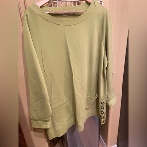 Soft Surroundings Women's Green Top with Button Detail